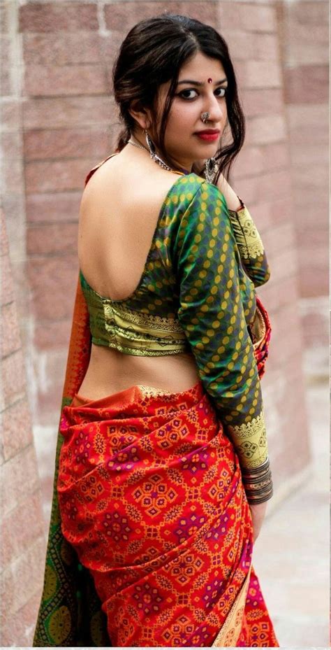 Indian Saree Porn Pics & Naked Photos